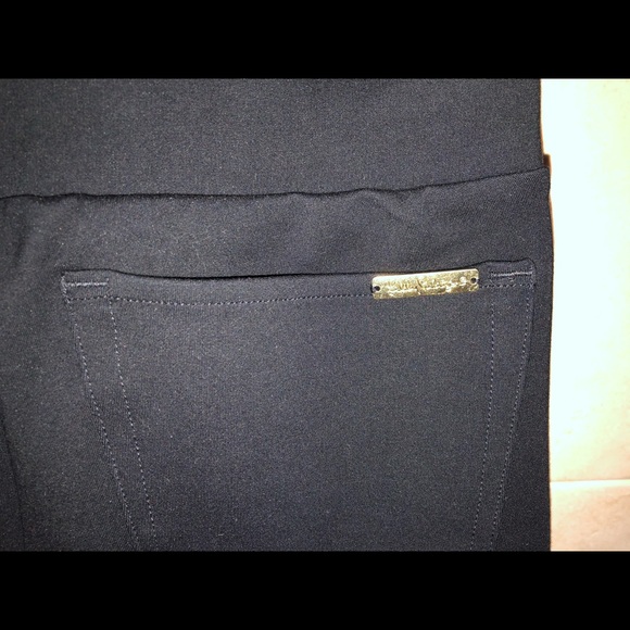 🎉NWT🎉 Mia crop pants in S - Picture 5 of 10